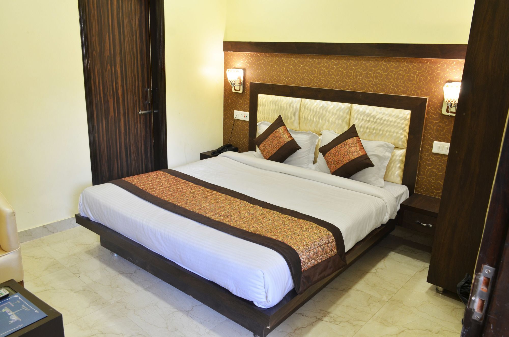 Oyo 7447 Grand Park Hotel Amritsar Exterior photo