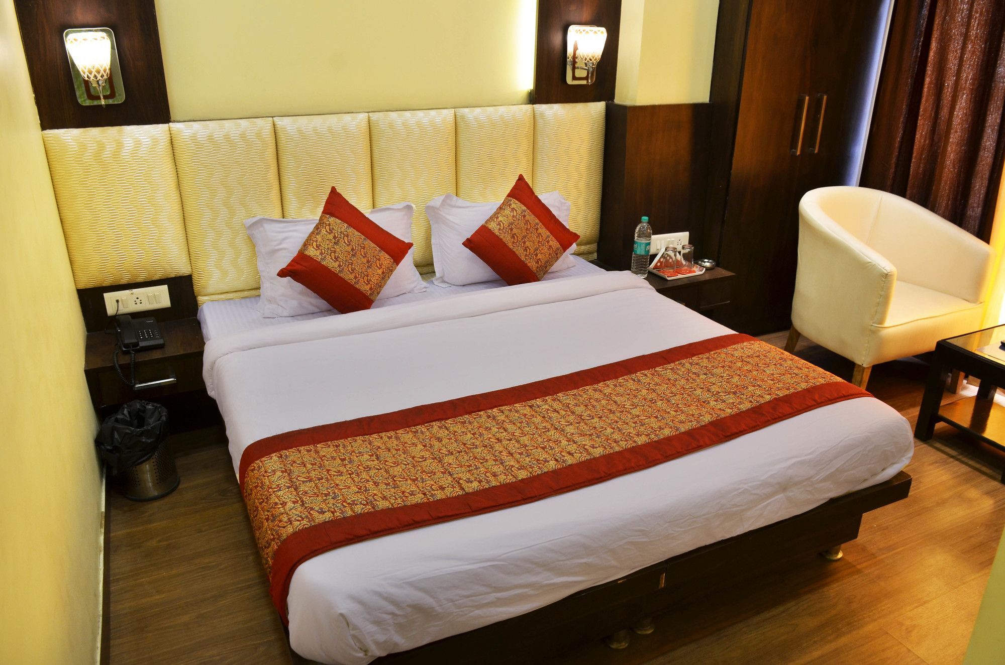 Oyo 7447 Grand Park Hotel Amritsar Exterior photo