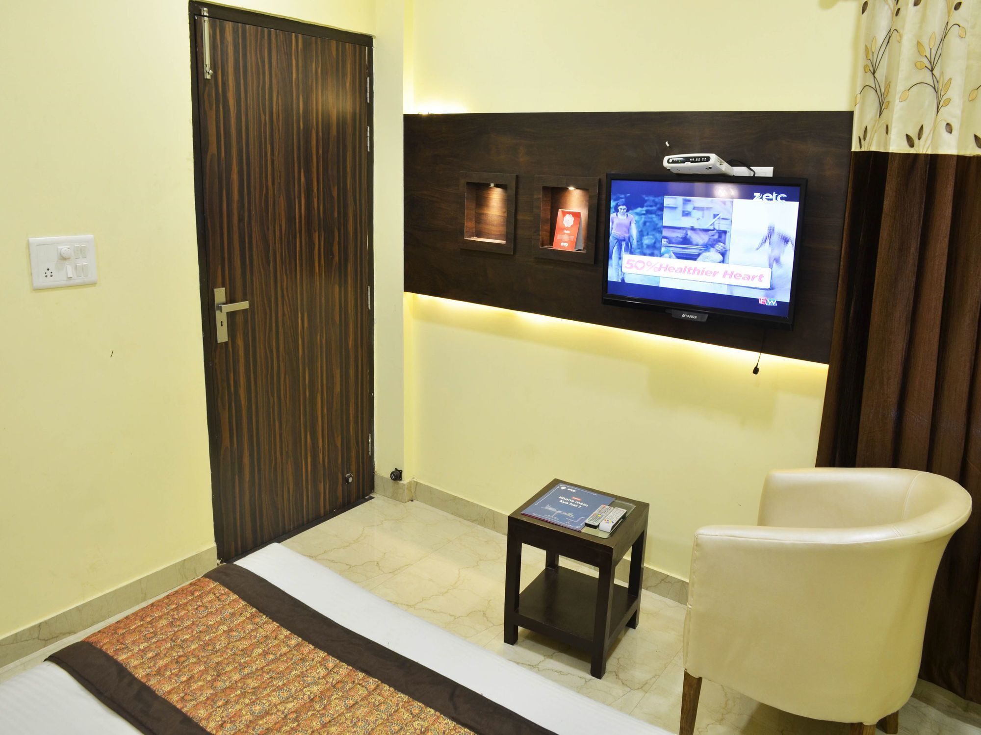Oyo 7447 Grand Park Hotel Amritsar Exterior photo