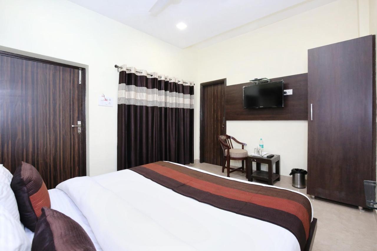 Oyo 7447 Grand Park Hotel Amritsar Exterior photo