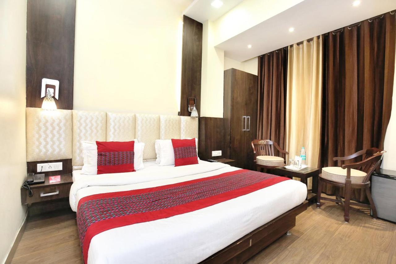 Oyo 7447 Grand Park Hotel Amritsar Exterior photo