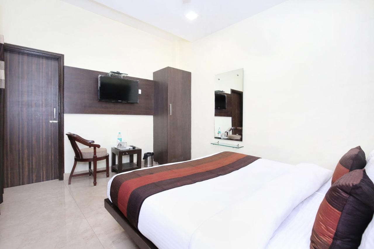 Oyo 7447 Grand Park Hotel Amritsar Exterior photo